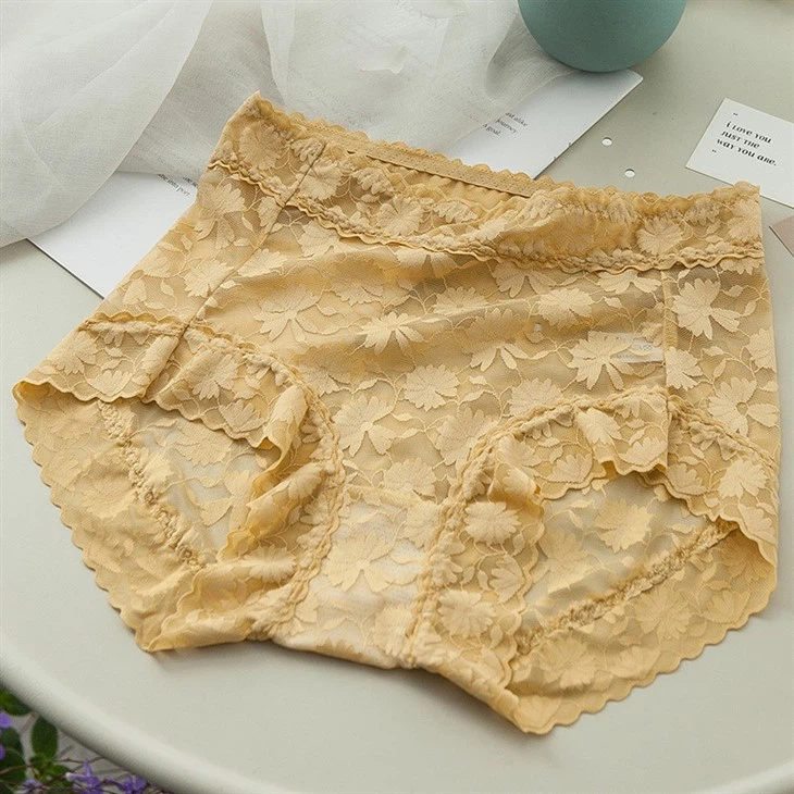 Ice Silk Breathable And Traceless Lace Women's Underwear
